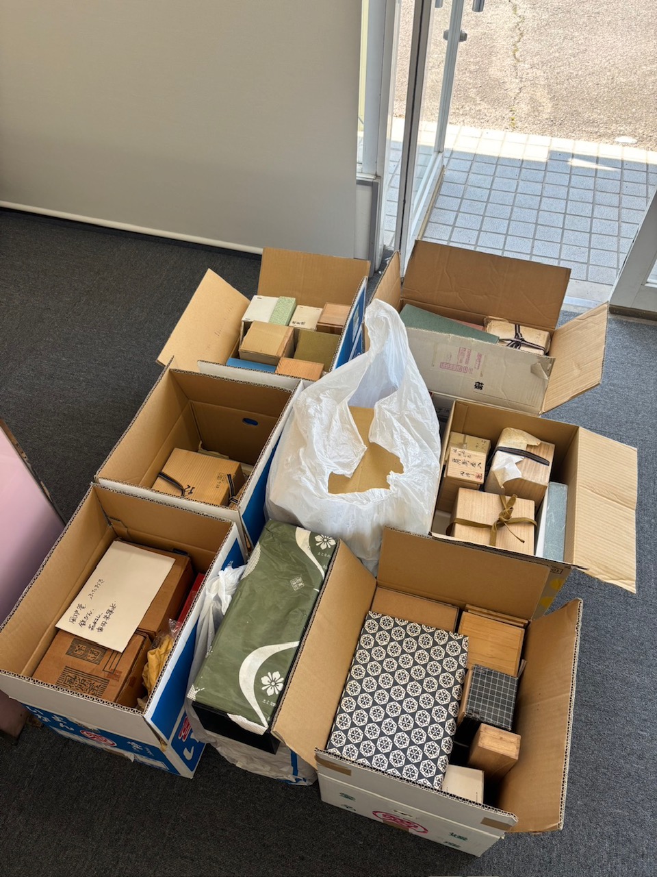 画像：高松市で茶道具を買取させて頂きました。