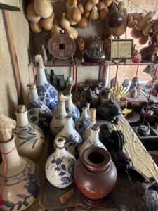 東かがわ市で出張買取した大型の陶磁器や骨董品