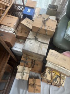 坂出市で出張買取した茶道具と木箱入りの骨董品